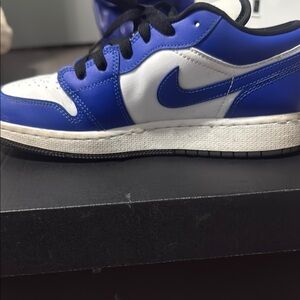 Nike Blue and White Sneakers Classic Design
